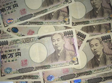 8000 JPY to USD 